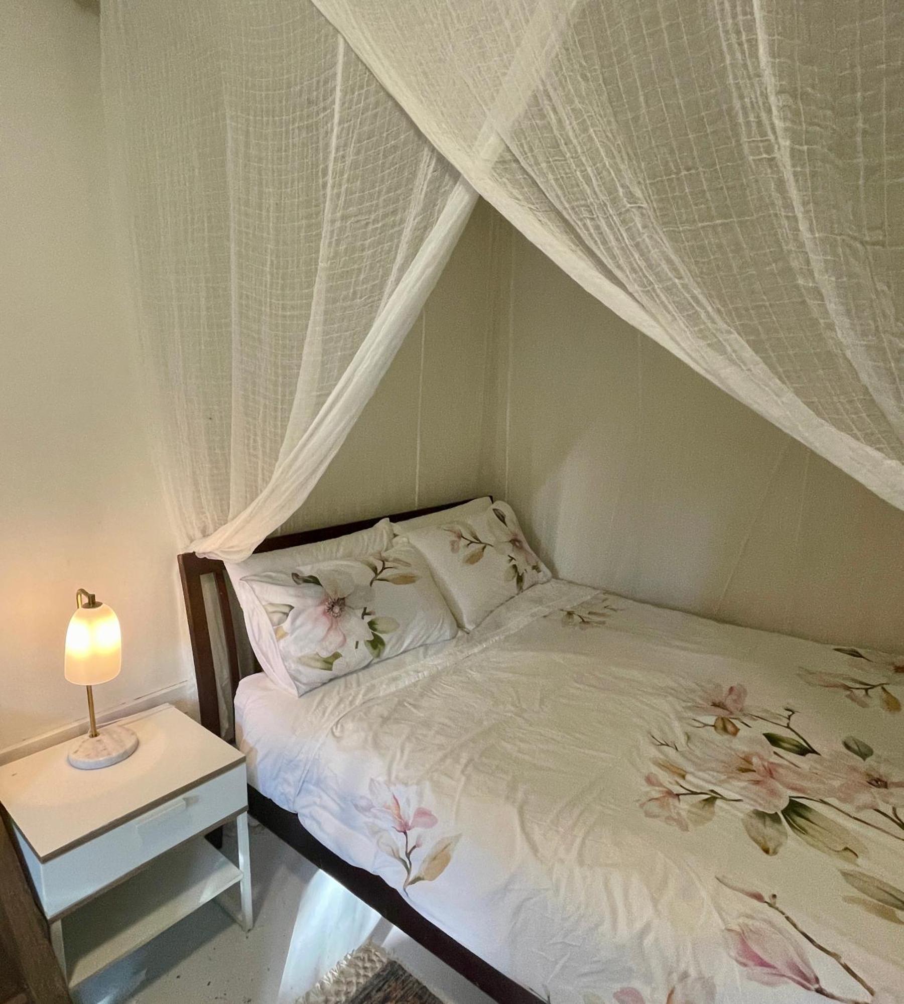 Lilli Pilli Guesthouse 拜伦湾 外观 照片