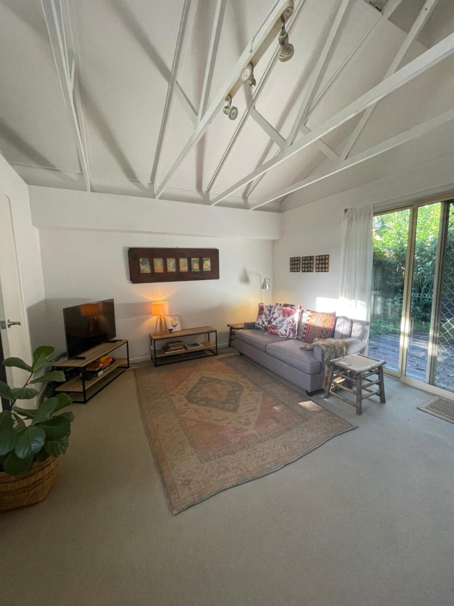 Lilli Pilli Guesthouse 拜伦湾 外观 照片