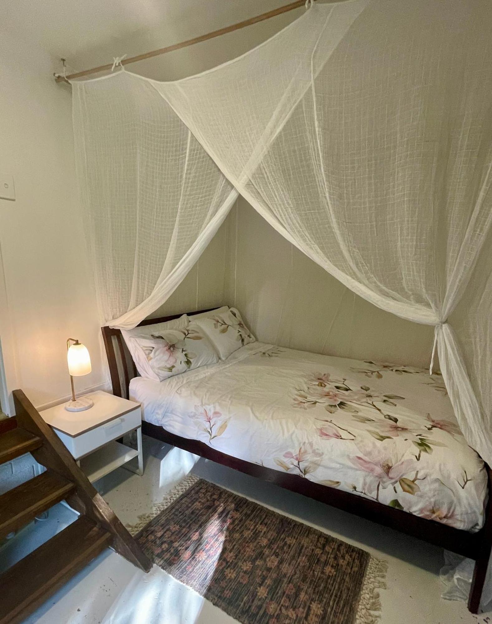 Lilli Pilli Guesthouse 拜伦湾 外观 照片